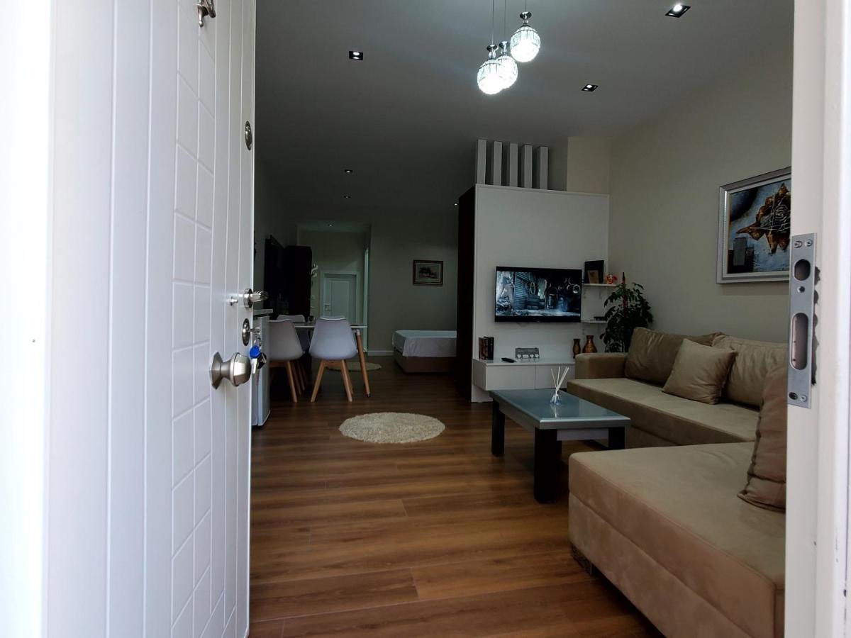 Armando'S House Durres Apartment Ngoại thất bức ảnh