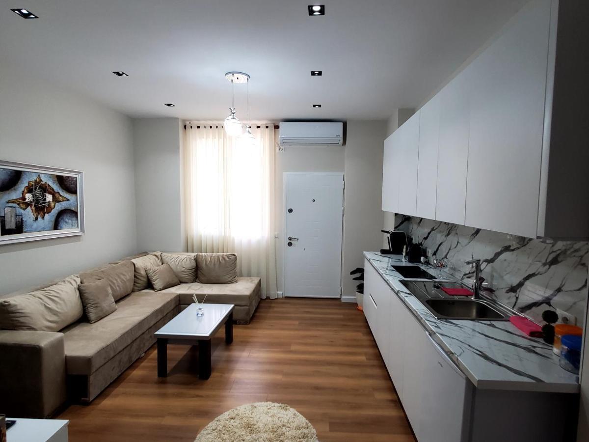 Armando'S House Durres Apartment Ngoại thất bức ảnh