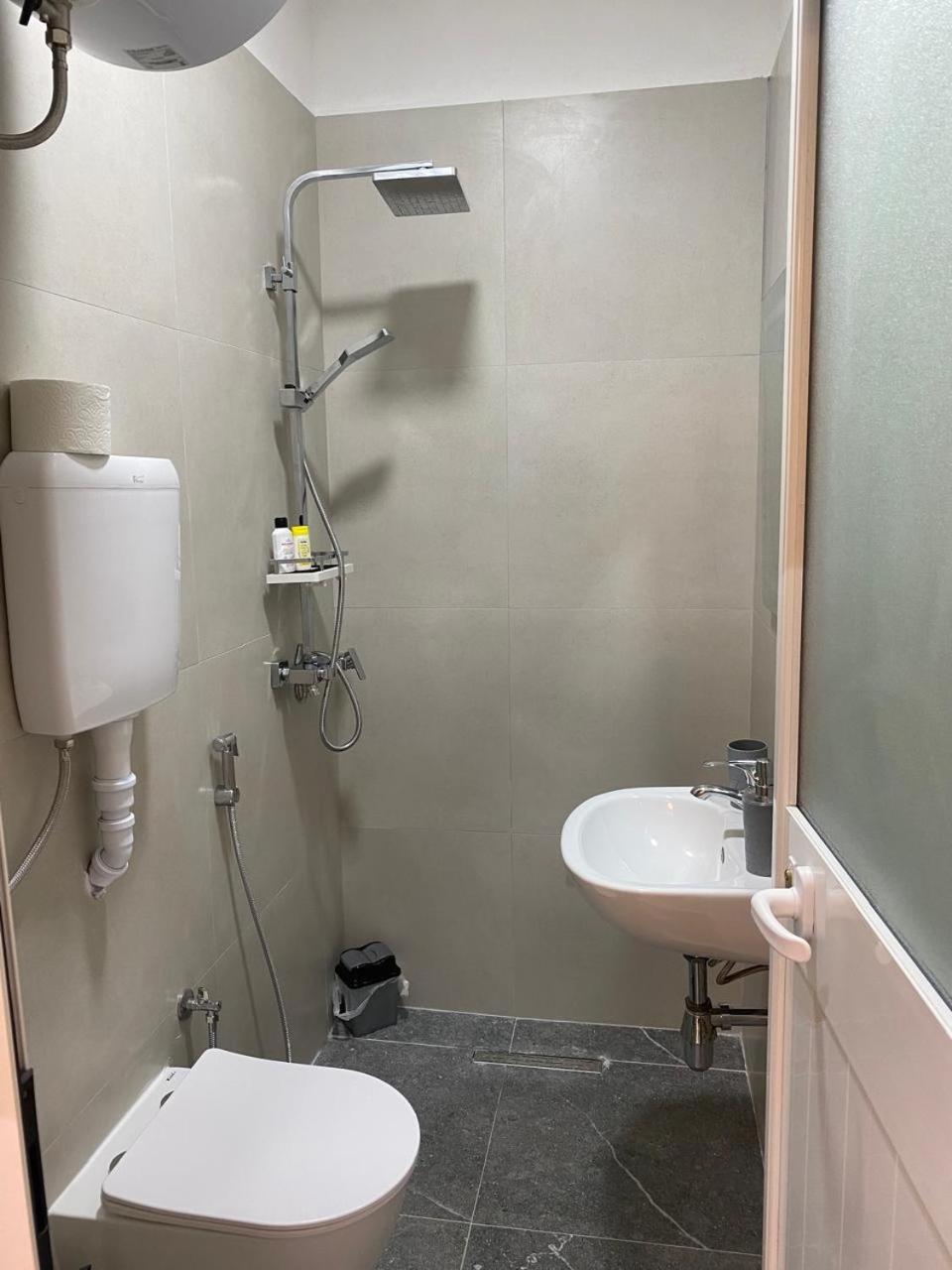 Armando'S House Durres Apartment Ngoại thất bức ảnh